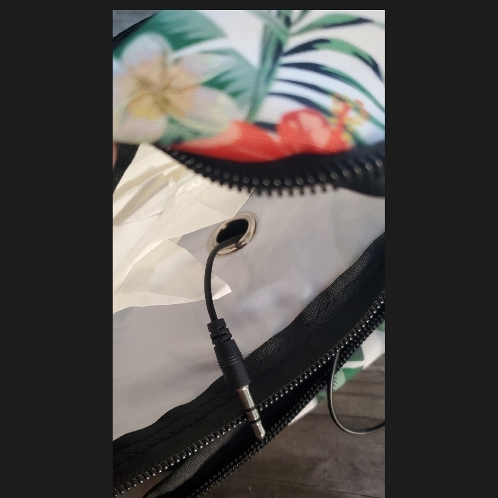 Canvas Fanny Pack Speakers Adjustable 52 Inches - Picture 11 of 11